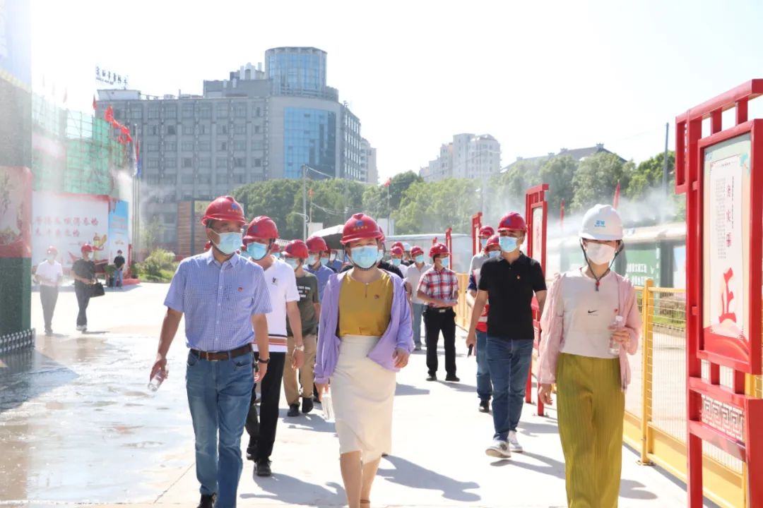 抓黨建 促質(zhì)量|麗水市城投公司在我司江南公寓召開(kāi)項(xiàng)目推進(jìn)會(huì)暨紅色工地現(xiàn)場(chǎng)觀(guān)摩活動(dòng)
